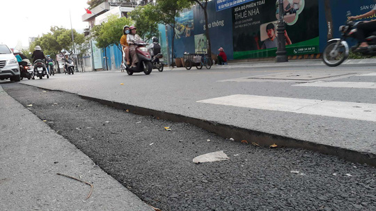 Việc đ&agrave;o đường thi c&ocirc;ng ẩu g&acirc;y mất ATGT. (Ảnh minh họa)