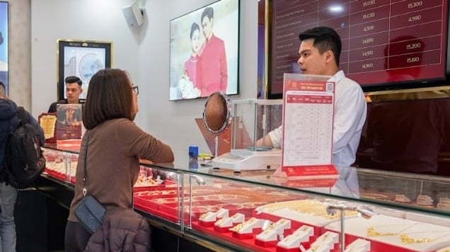 Giá vàng hôm nay 10/1: Vàng nhẫn tiếp tục tăng - Ảnh 1