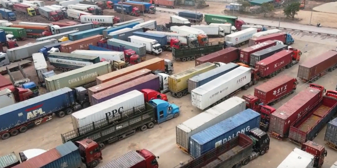 Từ 31/1, Trung Quốc dừng th&ocirc;ng quan h&agrave;ng h&oacute;a