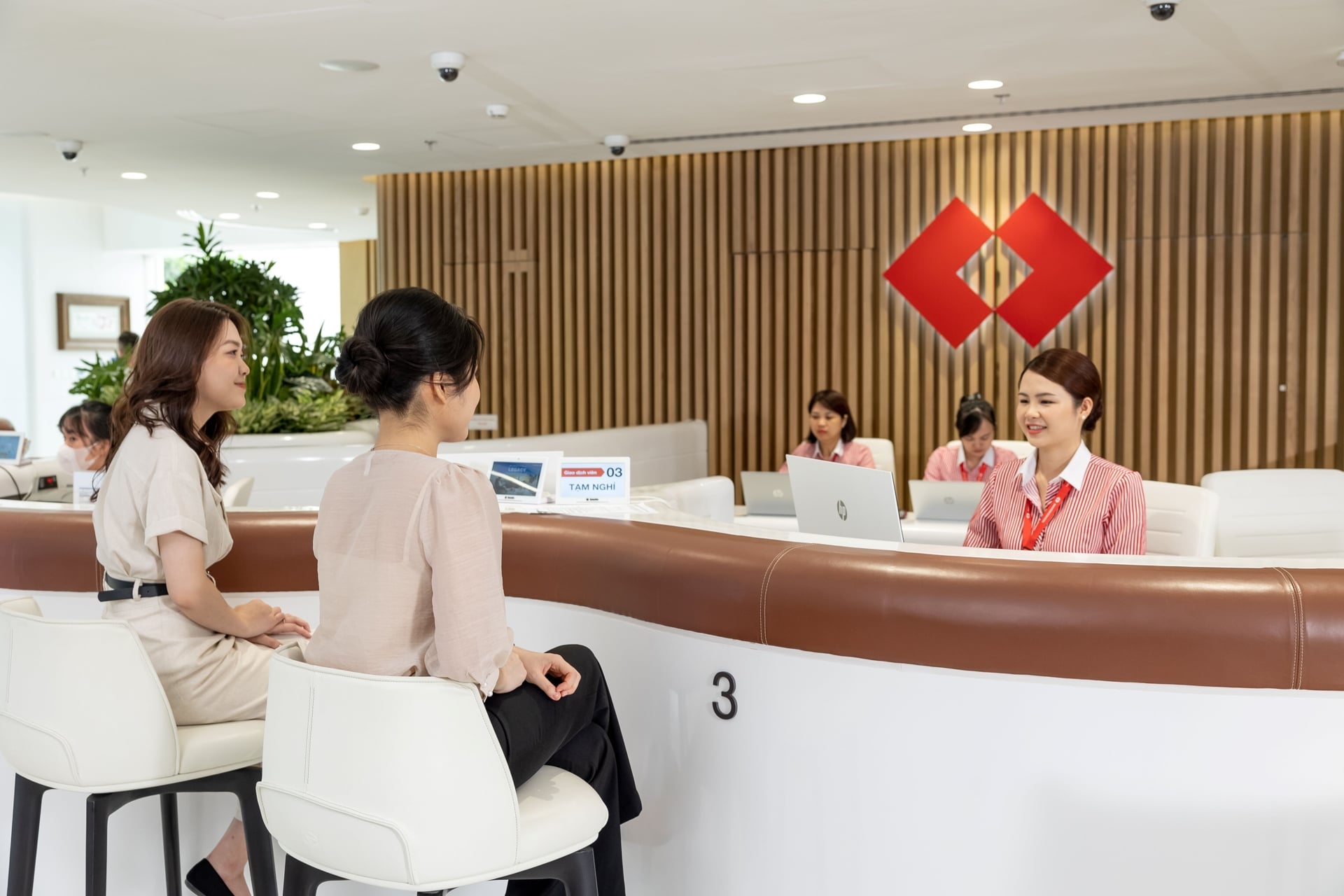 Techcombank hiện nằm trong nh&oacute;m những ng&acirc;n h&agrave;ng thương mại cổ phần được xếp hạng t&iacute;n nhiệm cao nhất tại Việt Nam. (Ảnh: Techcombank)