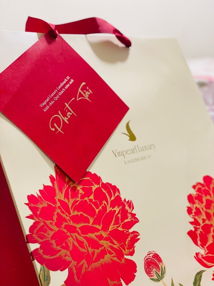 M&#243;n qu&#224; đ&#243;n năm mới thịnh vượng từ Vinpearl Luxury Landmark 81 v&#224; Almaz - Ảnh 2