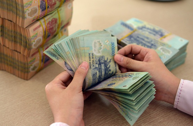 Kiểm so&aacute;t chặt t&iacute;n dụng v&agrave;o c&aacute;c lĩnh vực tiềm ẩn rủi ro như bất động sản, chứng kho&aacute;n, tr&aacute;i phiếu doanh nghiệp