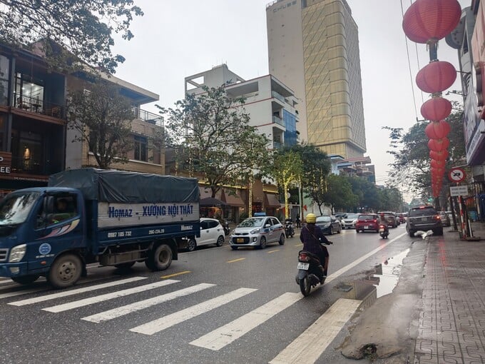 Thời tiết miền Bắc h&ocirc;m nay tiếp tục mưa ph&ugrave;n v&agrave;o đ&ecirc;m v&agrave; s&aacute;ng sớm v&agrave; sương m&ugrave; rải r&aacute;c.