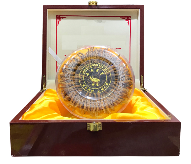 Qu&#224; Tết gi&#225; &quot;khủng&quot;, chỉ giới đại gia mới d&#225;m chi tiền: C&#243; g&#236; b&#234;n trong m&#224; gi&#225; tới cả tỷ đồng/kg? - Ảnh 2