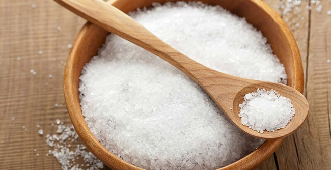 M&agrave;u trắng của muối tượng trưng cho sự trong trắng, tinh khiết. Ảnh minh họa