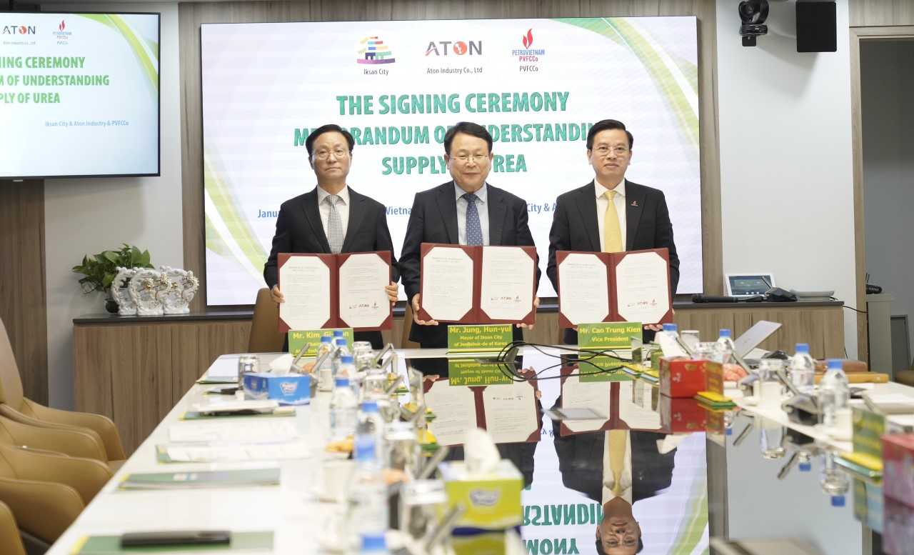 Việc k&yacute; kết Bi&ecirc;n bản ghi nhớ l&agrave; cơ hội để th&uacute;c đẩy sự hợp t&aacute;c kinh doanh giữa c&aacute;c b&ecirc;n &nbsp;