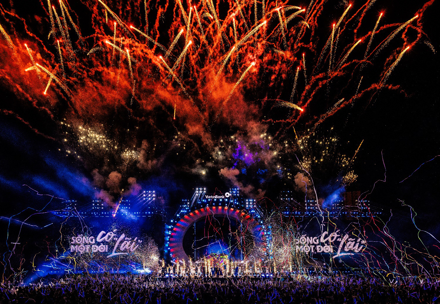 VietinBank mang &#253; nghĩa thực của Sống l&#227;i đến kh&#225;ch h&#224;ng - Ảnh 11