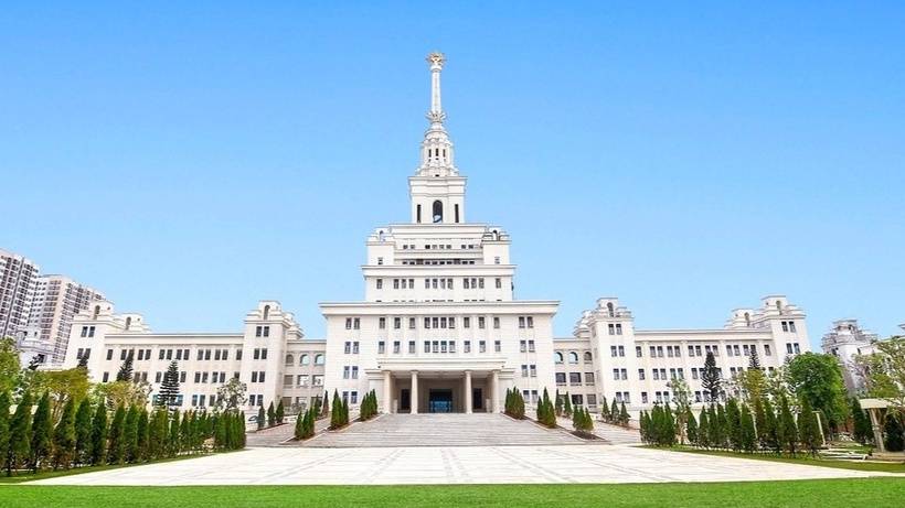 Vingroup đào tạo 20.000 nhân tài AI thực chiến - phụ cấp 8 triệu đồng/tháng - Ảnh 1