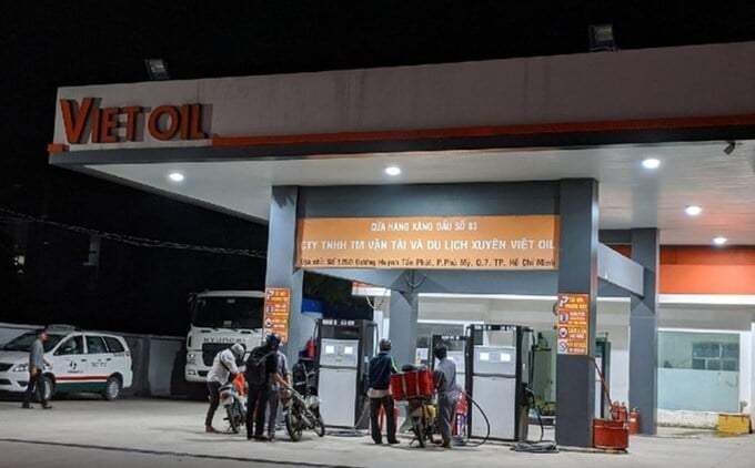 Dừng thủ tục hải quan với doanh nghiệp xăng dầu Hải Hà và Xuyên Việt Oil - Ảnh 1