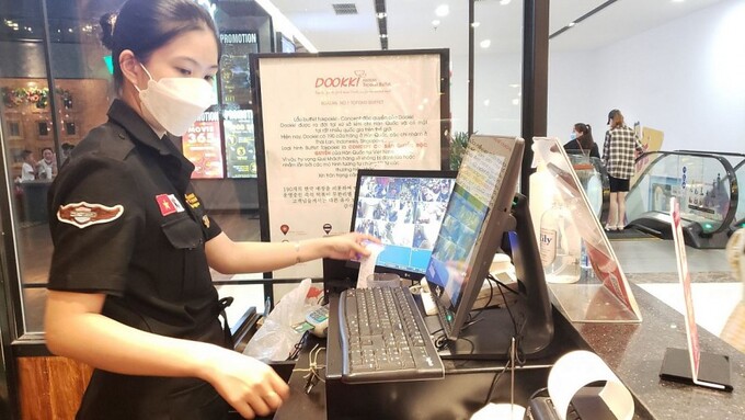 Sẽ th&iacute; điểm thực hiện 100% h&oacute;a đơn điện tử khởi tạo từ m&aacute;y t&iacute;nh tiền ở H&agrave; Nội, Hải Ph&ograve;ng v&agrave; Tp.HCM.