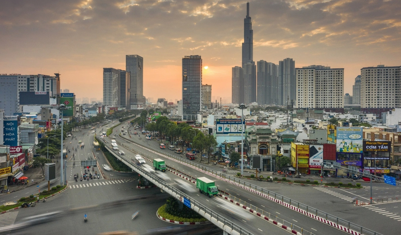 Đồng thời,&nbsp;tạo điều kiện thuận lợi cho c&aacute;c hộ, c&aacute; nh&acirc;n kinh doanh giảm bớt thủ tục h&agrave;nh ch&iacute;nh, ngăn chặn c&aacute;c h&igrave;nh thức trốn thuế khi kinh doanh tr&ecirc;n nền tảng TMĐT v&agrave; nền tảng số. Ảnh: GHTK