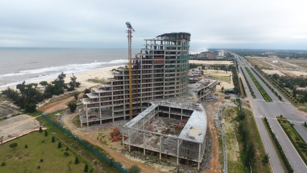 Dự &aacute;n Pullman mới chỉ ho&agrave;n th&agrave;nh xong phần th&ocirc; v&agrave; "đứng im" suốt 3 năm.