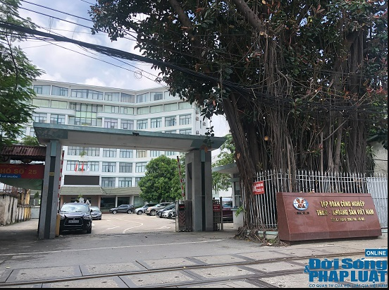 Kiểm to&aacute;n Nh&agrave; nước n&ecirc;u r&otilde; việc tu&acirc;n thủ ph&aacute;p luật, chế độ t&agrave;i ch&iacute;nh-kế to&aacute;n, đầu tư, mua sắm v&agrave; quản l&yacute; , sử dụng vốn, tiền, t&agrave;i sản Nh&agrave; nước của C&ocirc;ng ty mẹ TKV v&agrave; c&aacute;c đơn vị được kiểm to&aacute;n c&ograve;n c&oacute; những hạn chế, tồn tại nhất định.