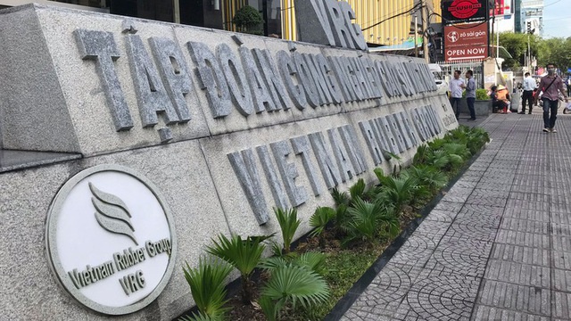 Tập đo&agrave;n C&ocirc;ng nghiệp Cao su Việt Nam c&oacute; 759 cơ sở nh&agrave;, đất nhưng mới sắp xếp, xử l&yacute; được 43 cơ sở.