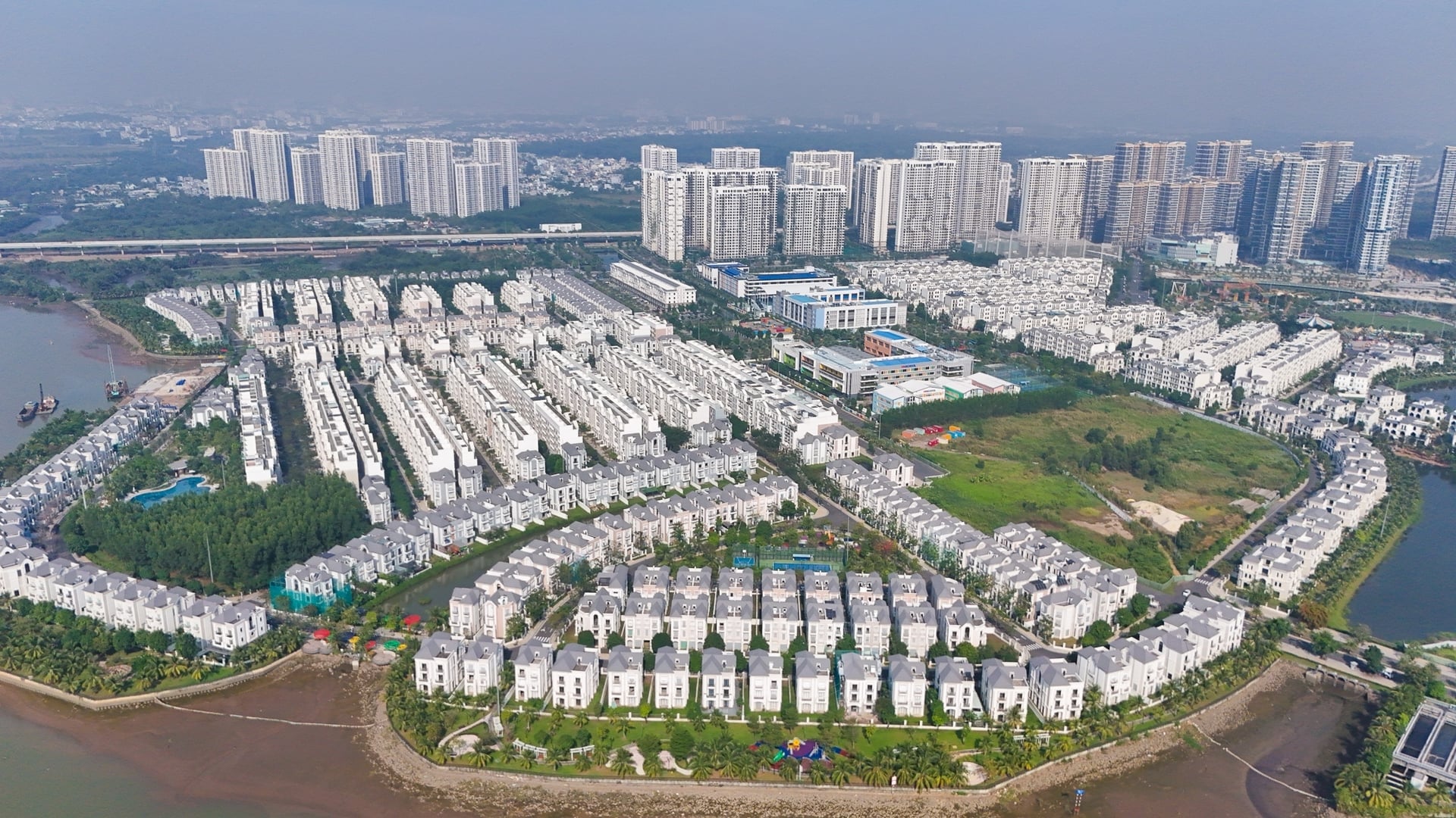 Khu đ&ocirc; thị Vinhomes Grand Park - dự &aacute;n c&oacute; "s&oacute;ng" mạnh nhất thị trường miền Nam trong th&aacute;ng 9 - 10/2025