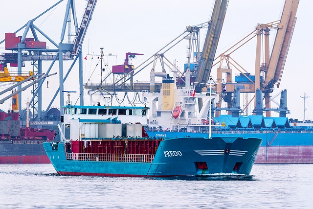 Thị trường xuất nhập khẩu được kỳ vọng sẽ phục hồi mạnh mẽ trở lại trong năm 2024 &nbsp;