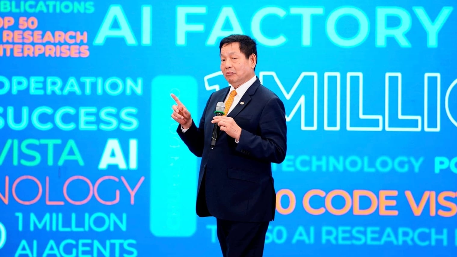 Cứ mỗi dịp đầu năm, khi những tranh luận về AI lại được khơi l&ecirc;n, cổ phiếu FPT dường như cũng bước v&agrave;o một v&ograve;ng xo&aacute;y biến động.