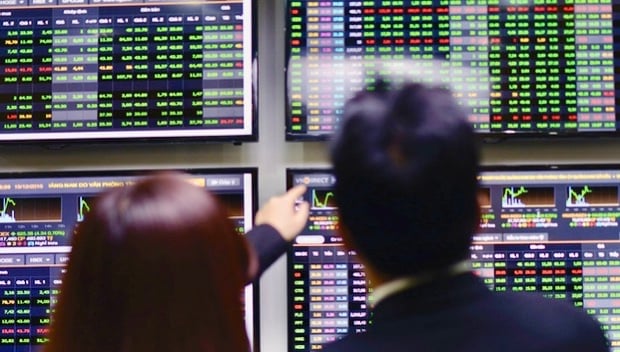 Thanh khoản b&ugrave;ng nổ, VN-Index tăng hơn 3 điểm.