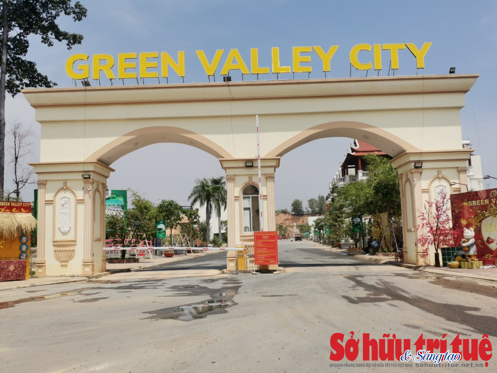 &nbsp;Dự &aacute;n Khu nh&agrave; ở S&agrave;i G&ograve;n Center (phường Uy&ecirc;n Hưng, Th&agrave;nh phố T&acirc;n Uy&ecirc;n, B&igrave;nh Dương), đơn vị ph&aacute;t triển dự &aacute;n C&ocirc;ng ty TNHH Đầu tư v&agrave; Ph&aacute;t triển S&agrave;i G&ograve;n Land đ&atilde; &ldquo;tự &yacute;&rdquo; đổi t&ecirc;n thương mại dự &aacute;n ở th&agrave;nh Green Valley City .