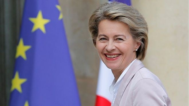 Người phụ nữ quyền lực nhất thế giới năm 2023 l&agrave; b&agrave; Ursula von der Leyen, Chủ tịch Ủy ban ch&acirc;u &Acirc;u.