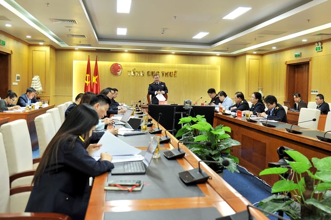 Ph&oacute; tổng cục trưởng Phi V&acirc;n Tuấn.