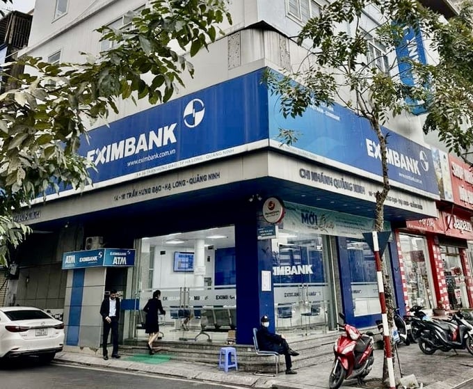 Thanh tra v&agrave;o cuộc vụ nợ ng&acirc;n h&agrave;ng 8,55 triệu đồng v&agrave; phải trả hơn 8,8 tỷ đồng.