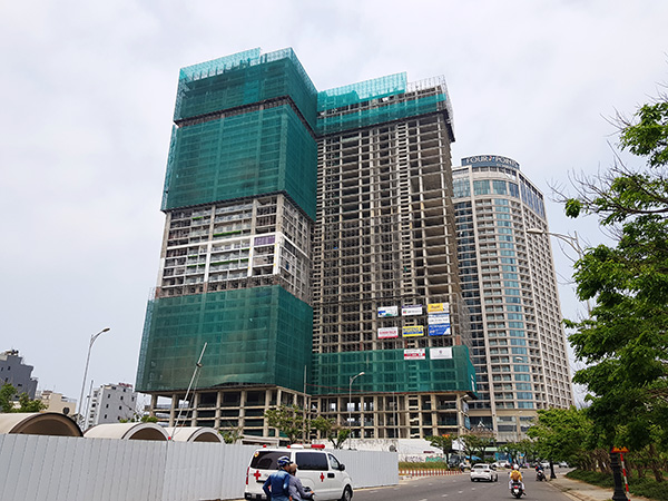 Dự &aacute;n Tổ hợp Central Coast đang được x&acirc;y dựng. &nbsp;