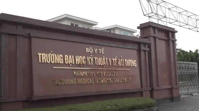 Nhiều g&#243;i thầu tiết kiệm ng&#226;n s&#225;ch “nhỏ giọt” tại Trường Đại học Kỹ thuật Y tế Hải Dương - Ảnh 1