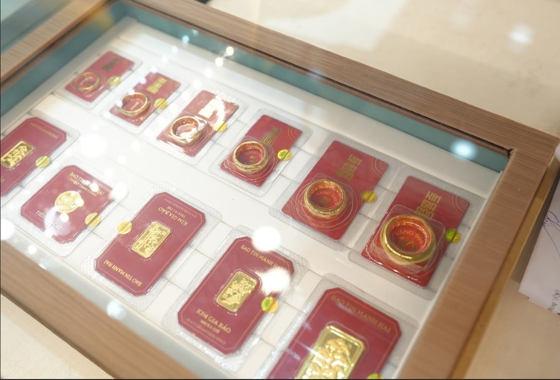 Giá vàng hôm nay 19/3: Biến động trái chiều tại các thương hiệu - Ảnh 2