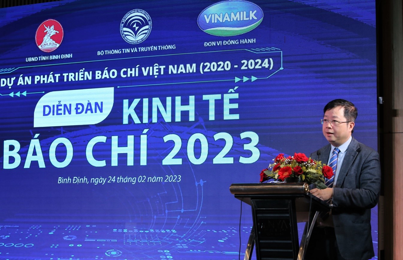 Diễn đ&agrave;n Kinh tế b&aacute;o ch&iacute; 2023 c&oacute; sự tham dự của Thứ trưởng Bộ Th&ocirc;ng tin v&agrave; Truyền th&ocirc;ng Nguyễn Thanh L&acirc;m