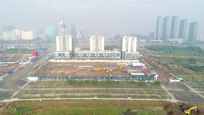 Quang cảnh Khu phức hợp S&oacute;ng Việt, ph&iacute;a trước tiếp gi&aacute;p s&ocirc;ng S&agrave;i G&ograve;n.