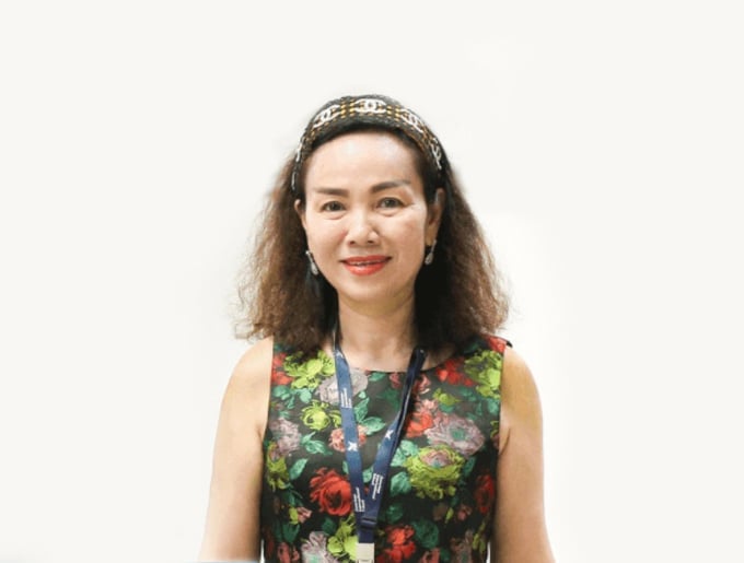 Cũng theo phụ huynh, ẩn dưới c&aacute;c vỏ bọc "Hợp đồng cho vay", hoặc "Hợp đồng g&oacute;p vốn đầu tư"... tổng số tiền m&agrave; Trường Quốc Tế Mỹ (AISVN) của b&agrave; Em đ&atilde; huy động v&agrave; đang nợ của họ l&ecirc;n đến hơn 3.200 tỷ đồng.