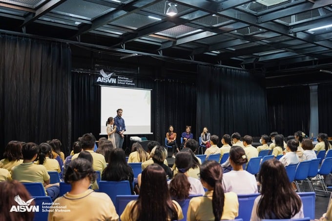 Hiện hầu hết gi&aacute;o vi&ecirc;n của Trường Quốc tế Mỹ (AISVN) đang đ&igrave;nh c&ocirc;ng v&igrave; nợ lương qu&aacute; l&acirc;u.