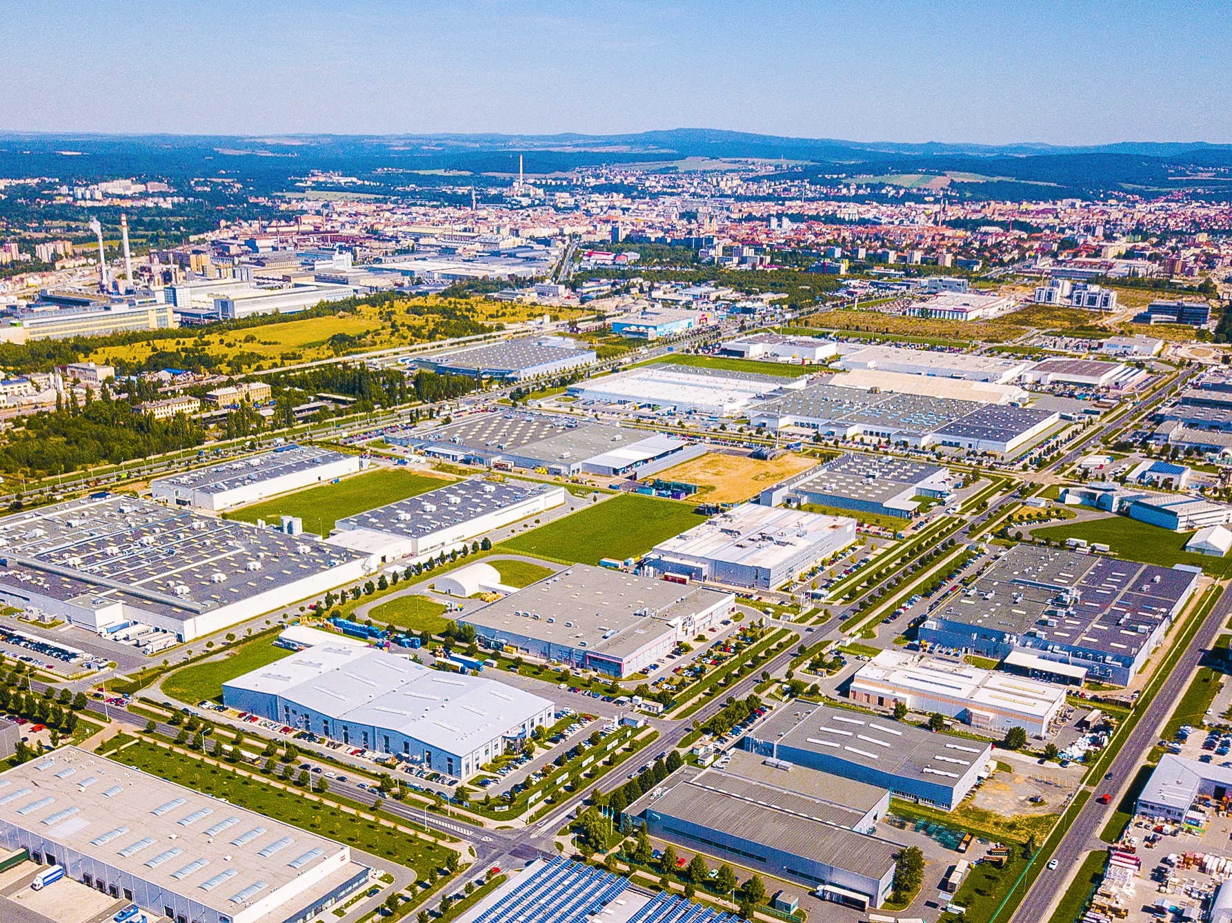 Hạ tầng và chuỗi cung ứng: Lực hút FDI miền Bắc - Ảnh 1