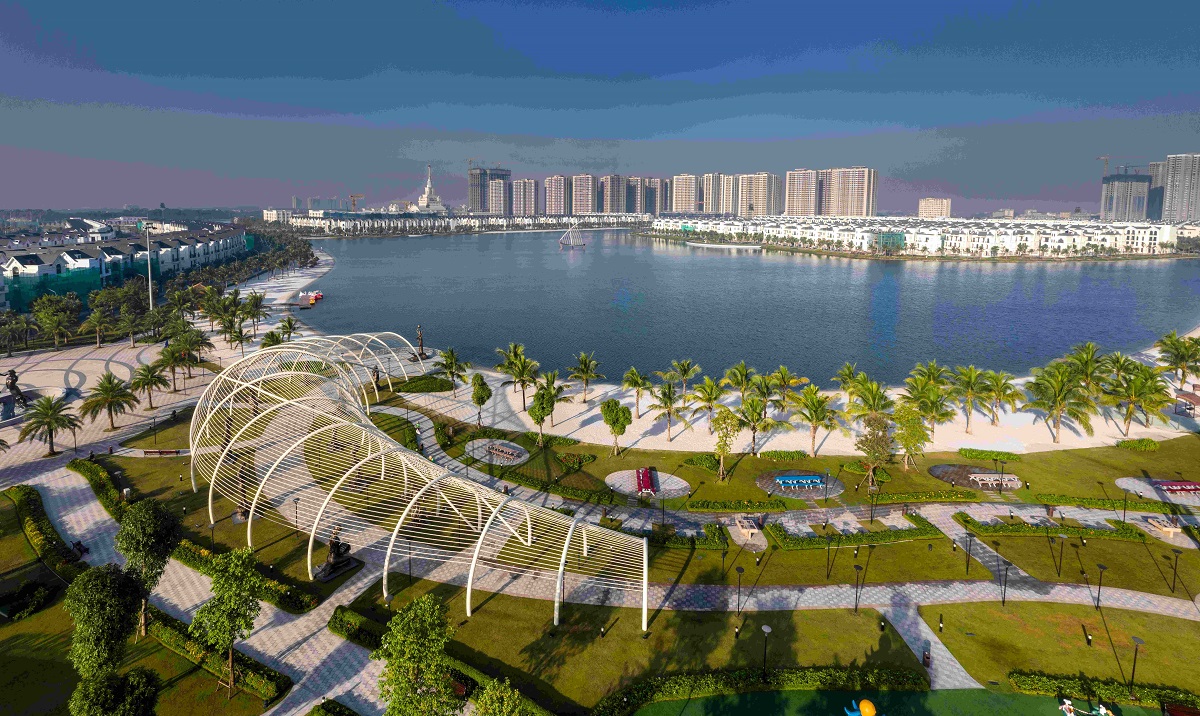 Với k&ecirc;nh BĐS thứ cấp &aacute;p dụng theo m&ocirc; h&igrave;nh O2O của Vinhomes, Chủ sở hữu được cam kết c&aacute;c giao dịch an to&agrave;n, giải quyết c&aacute;c lo ngại về nguồn kh&aacute;ch &nbsp;