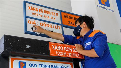 Dự b&aacute;o gi&aacute; xăng giảm trong kỳ điều h&agrave;nh ng&agrave;y 1/4