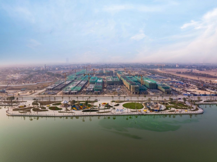 Văn ph&ograve;ng b&aacute;n h&agrave;ng ghi nhận lượng kh&aacute;ch li&ecirc;n tục đến k&yacute; hợp đồng, &ldquo;chốt căn&rdquo; Vinhomes Global Gate