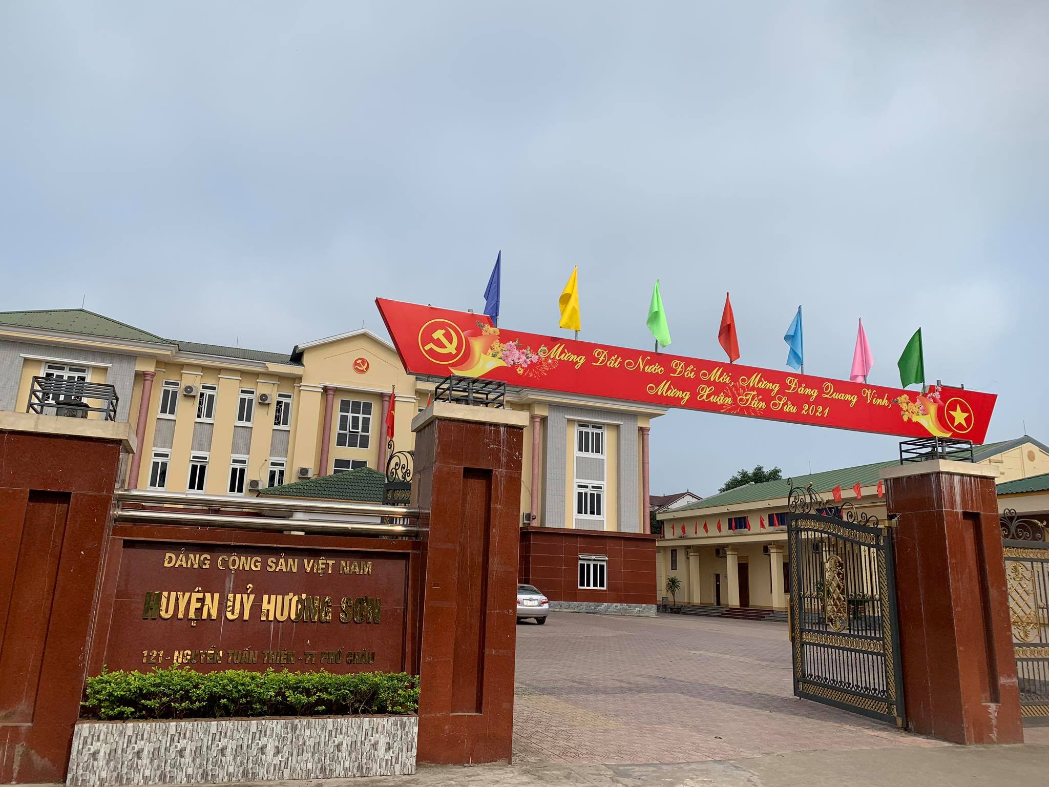 Xôn xao công văn của Huyện ủy xin 1 tỷ đồng nâng cấp nhà vệ sinh - Ảnh 6