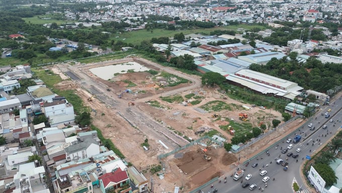 Dự &aacute;n The Esme Dĩ An vẫn chưa triển khai nhưng gi&aacute; rumor l&ecirc;n tới 62 - 133 triệu đồng/m2.