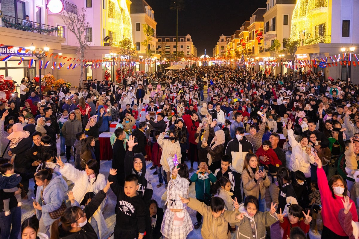 Vinhomes Golden Avenue l&agrave; t&acirc;m điểm mua sắm, vui chơi giải tr&iacute; h&agrave;ng đầu M&oacute;ng C&aacute;i