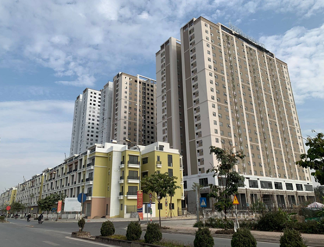 L&atilde;i suất vay để x&acirc;y v&agrave; mua nh&agrave; ở x&atilde; hội, nh&agrave; ở c&ocirc;ng nh&acirc;n thấp hơn th&ocirc;ng thường từ 1,5 - 2% - Ảnh minh họa: Tuổi Trẻ.