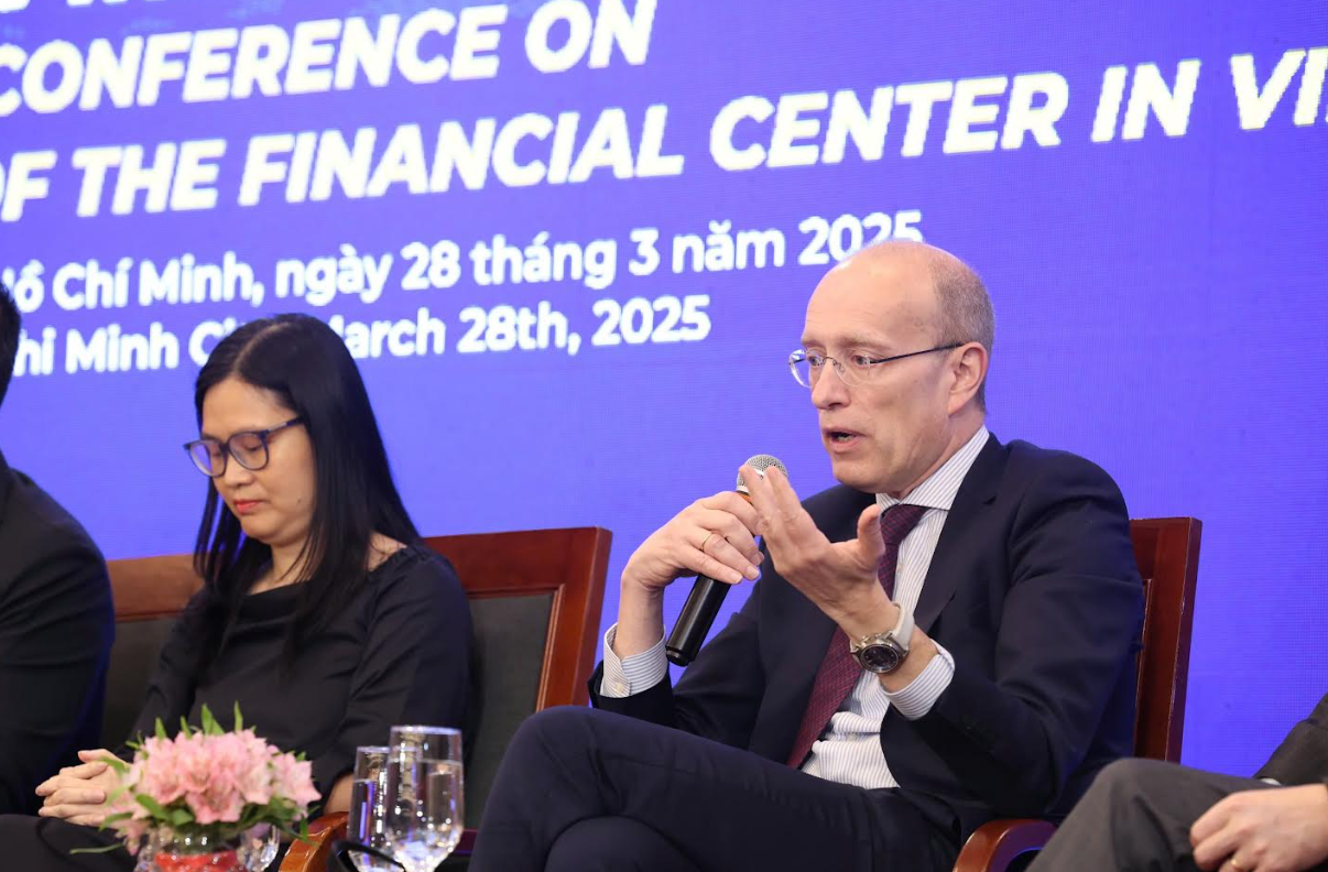 &Ocirc;ng Jens Lottner, Tổng Gi&aacute;m đốc Techcombank &nbsp;