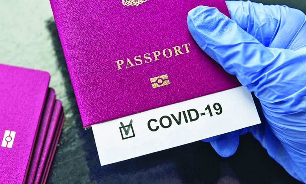 Từ 15/4 tiến h&#224;nh cấp &quot;Hộ chiếu vắc-xin&quot; cho người d&#226;n - Ảnh 1