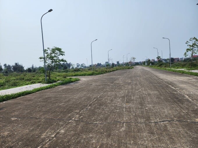 Dự &aacute;n đ&atilde; ho&agrave;n thiện cơ sở hạ tầng. Đến nay nhiều hạng mục đ&atilde; xuống cấp.