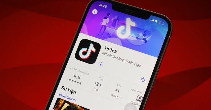 Bộ Th&ocirc;ng tin v&agrave; Truyền th&ocirc;ng phối hợp với Tổng cục Thuế thanh tra TikTok ở Việt Nam.