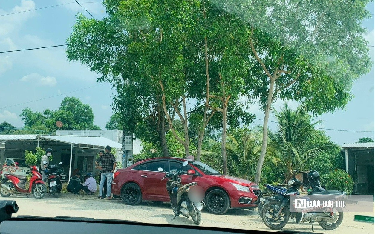 Kh&aacute; nhiều &ldquo;c&ograve; đất&rdquo; đổ dồn về x&atilde; Cam An Bắc, huyện Cam L&acirc;m, tỉnh Kh&aacute;nh H&ograve;a khiến hoạt động m&ocirc;i giới bất động sản nơi đ&acirc;y trở n&ecirc;n s&ocirc;i động bất thường.