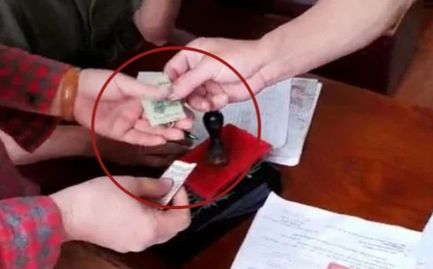 Vụ thu 100.000 đồng phí cấp căn cước gắn chíp ở Hải Phòng: Công an đã trả tiền và xin lỗi dân - Ảnh 1