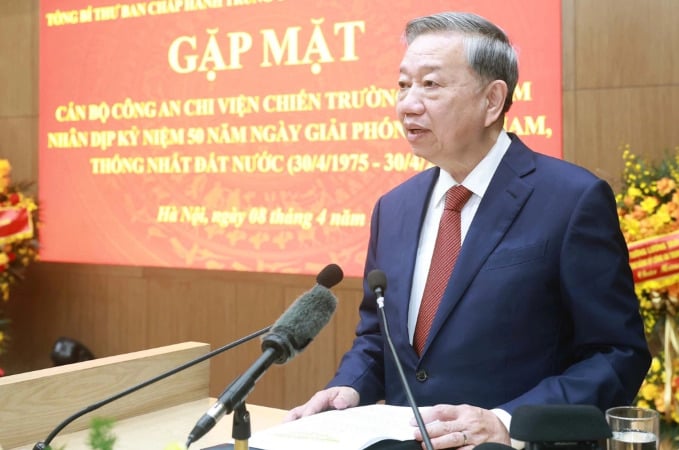 Tổng B&iacute; thư T&ocirc; L&acirc;m ph&aacute;t biểu tại buổi gặp mặt (Ảnh: TTXVN).