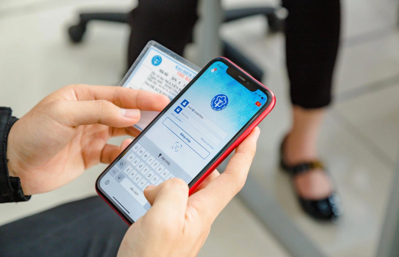 Từ 1/7: 12 trường hợp kh&#244;ng được bảo hiểm y tế khi kh&#225;m chữa bệnh - Ảnh 1