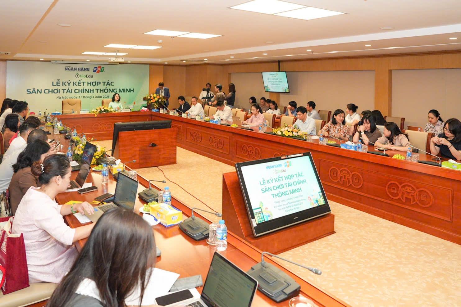 Quang cảnh lễ k&yacute; kết hợp t&aacute;c.